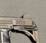 Uzi 002.jpg