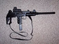Uzi with shroud.JPG